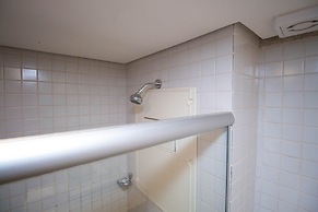 360 Lake View by Ozped