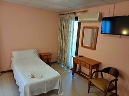 Vintage Hotel Mercedes