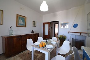 Harbour Apartment
