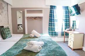 OYO Meadows Way Guest House