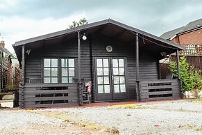 OYO Meadows Way Guest House