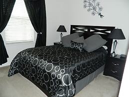 9106 Stromboli Court