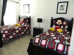 9106 Stromboli Court