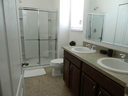 9106 Stromboli Court