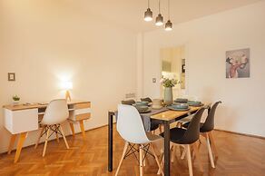 CloudBA Santa Fe Alto Palermo Apartment