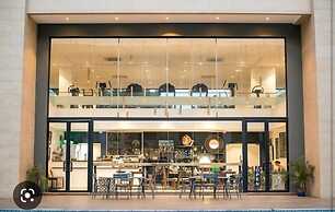 Embassy Gardens premier home