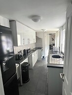 3 Bed House At 8 Nantwich Road