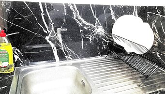 1 Bed House Private Compound With Off Road Parking