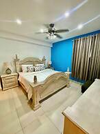 LasOlasTower JuanDolio