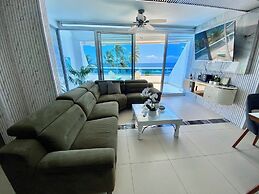 LasOlasTower JuanDolio