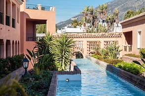 2-bed 10min to Puerto Banus w/ Pool, Bbq & Parking