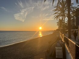 2-bed 10min to Puerto Banus w/ Pool, Bbq & Parking