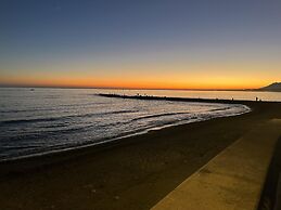 2-bed 10min to Puerto Banus w/ Pool, Bbq & Parking