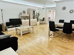 2-bed 10min to Puerto Banus w/ Pool, Bbq & Parking