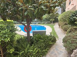 2-bed 10min to Puerto Banus w/ Pool, Bbq & Parking