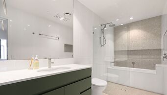 Bokarina Beach Apartments Ascend Hotel Collection