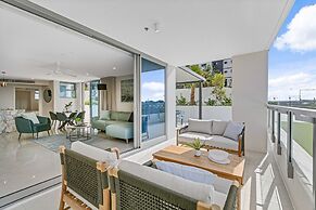 Bokarina Beach Apartments Ascend Hotel Collection