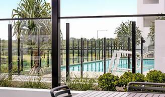 Bokarina Beach Apartments Ascend Hotel Collection