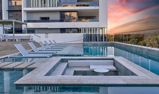 Bokarina Beach Apartments Ascend Hotel Collection
