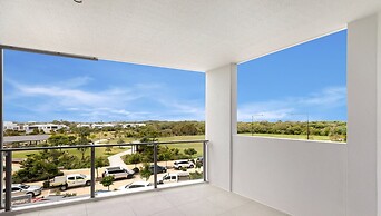 Bokarina Beach Apartments Ascend Hotel Collection