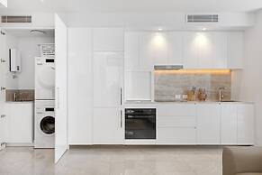 Bokarina Beach Apartments Ascend Hotel Collection