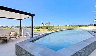 Bokarina Beach Apartments Ascend Hotel Collection