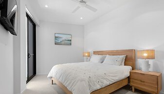 Bokarina Beach Apartments Ascend Hotel Collection