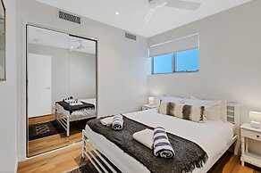 Bokarina Beach Apartments Ascend Hotel Collection
