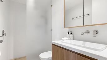 Bokarina Beach Apartments Ascend Hotel Collection