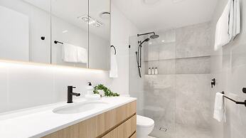 Bokarina Beach Apartments Ascend Hotel Collection