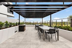 Bokarina Beach Apartments Ascend Hotel Collection