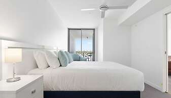 Bokarina Beach Apartments Ascend Hotel Collection
