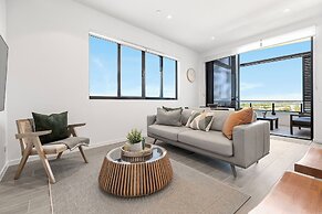 Bokarina Beach Apartments Ascend Hotel Collection