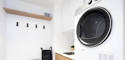 Bokarina Beach Apartments Ascend Hotel Collection