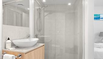 Bokarina Beach Apartments Ascend Hotel Collection