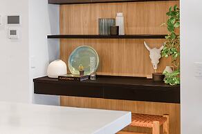 Bokarina Beach Apartments Ascend Hotel Collection