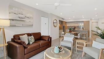 Bokarina Beach Apartments Ascend Hotel Collection