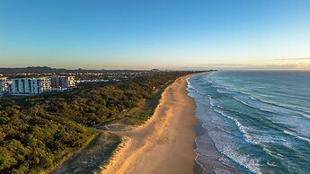 Bokarina Beach Apartments Ascend Hotel Collection