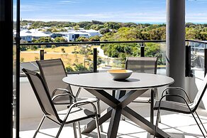 Bokarina Beach Apartments Ascend Hotel Collection