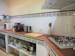Pretty Provencal Style Holiday Home With Communal Pool, Noves