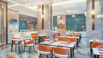 Holiday Inn Express Chengdu Shuangliu Airport by IHG