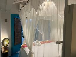 Suíte Casa do Tesouro no Quadrado - com L'Occitane - recém inaugurada