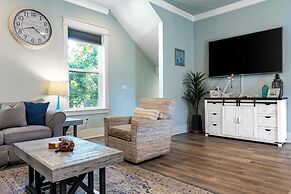 Sungazer Chateau by Avantstay Short Walk to the Beach + Pool Access