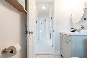 Arthaus- Fully Stocked Kitchen and Fenced Yard