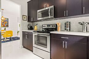 Arthaus- Fully Stocked Kitchen and Fenced Yard