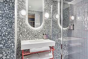 TRIBE Paris Pantin