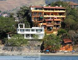 casa adriana zihuatanejo