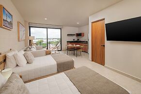 EVERGLADES SUITES