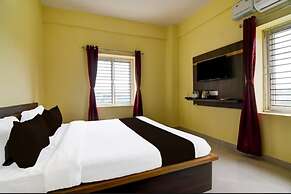 Goroomgo Dutta Residency Premium