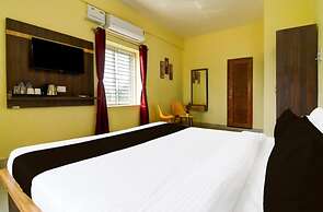 Goroomgo Dutta Residency Premium